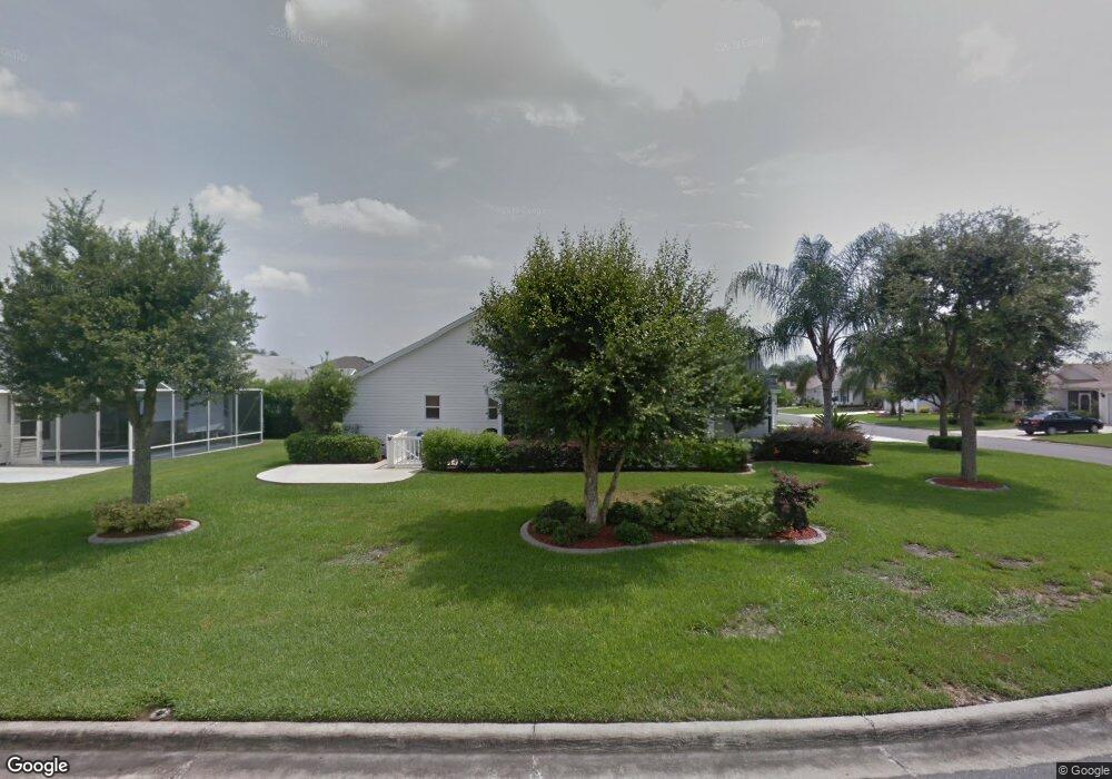 639 Evelynton Loop, The Villages, FL 32162 - photo 1