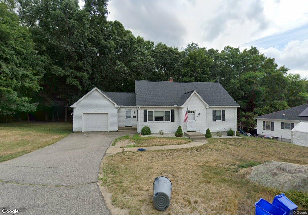 51 Mount Pleasant St, Milford, MA 01757 - photo 1