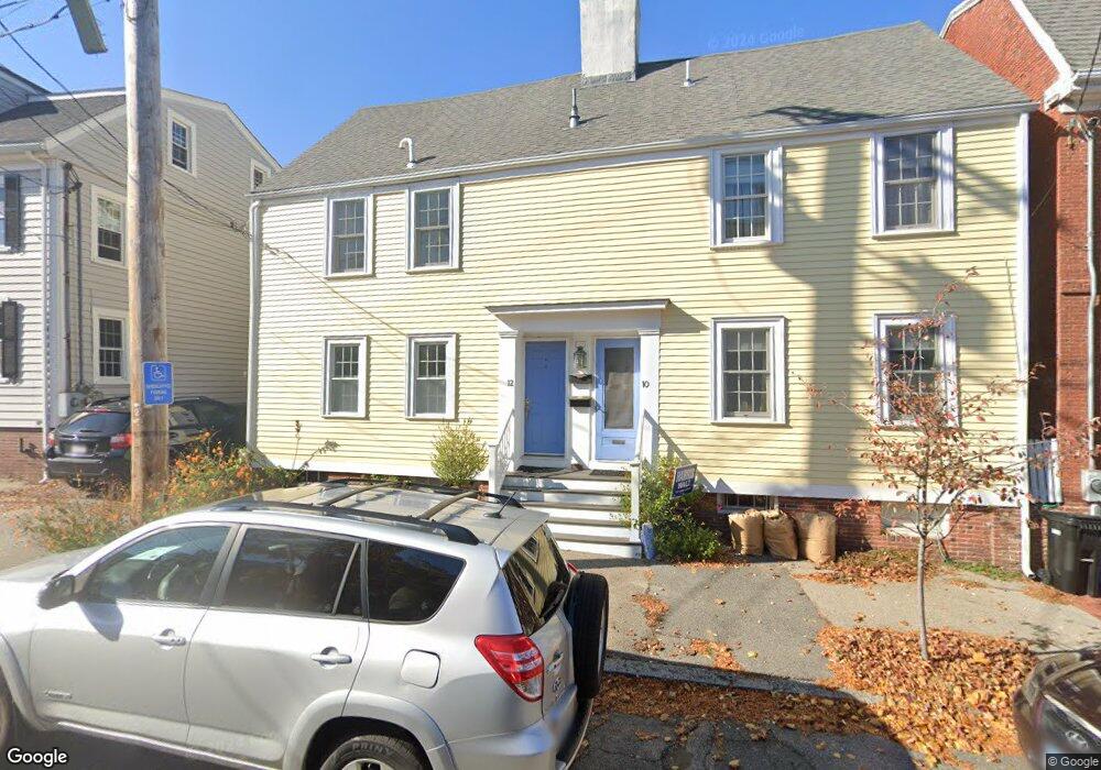 10-12 Market St unit 10, Newburyport, MA 01950 - photo 1