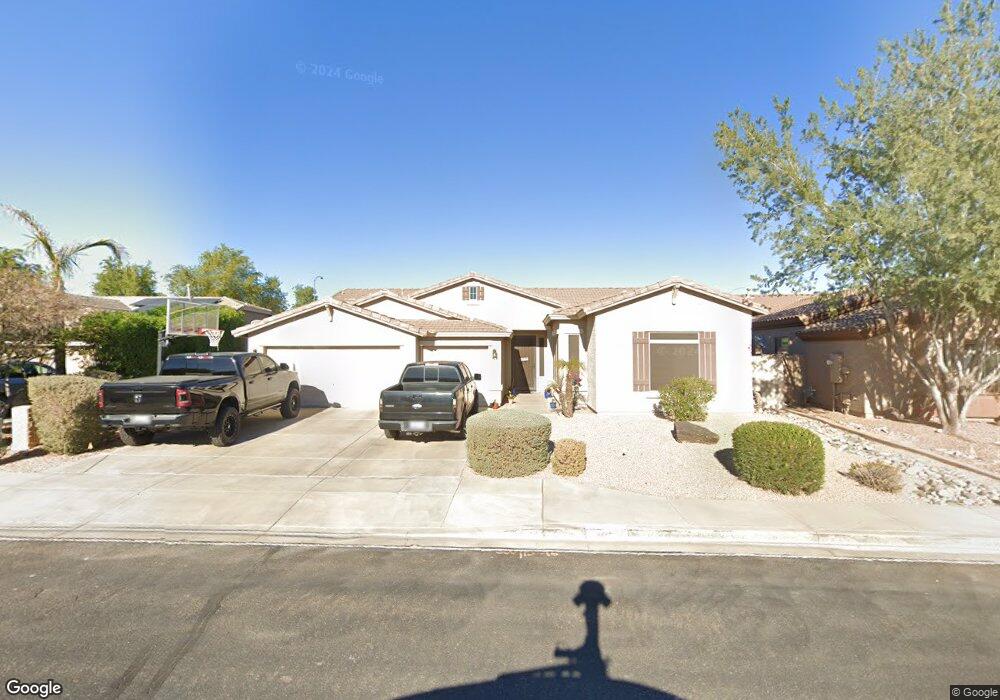 2165 S Valle Verde Cir unit 8, Mesa, AZ 85209 - photo 1