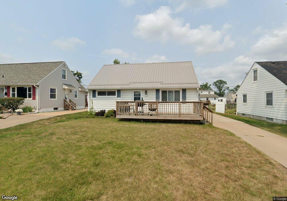 1808 9th Ave SW, Cedar Rapids, IA 52404 - photo 1