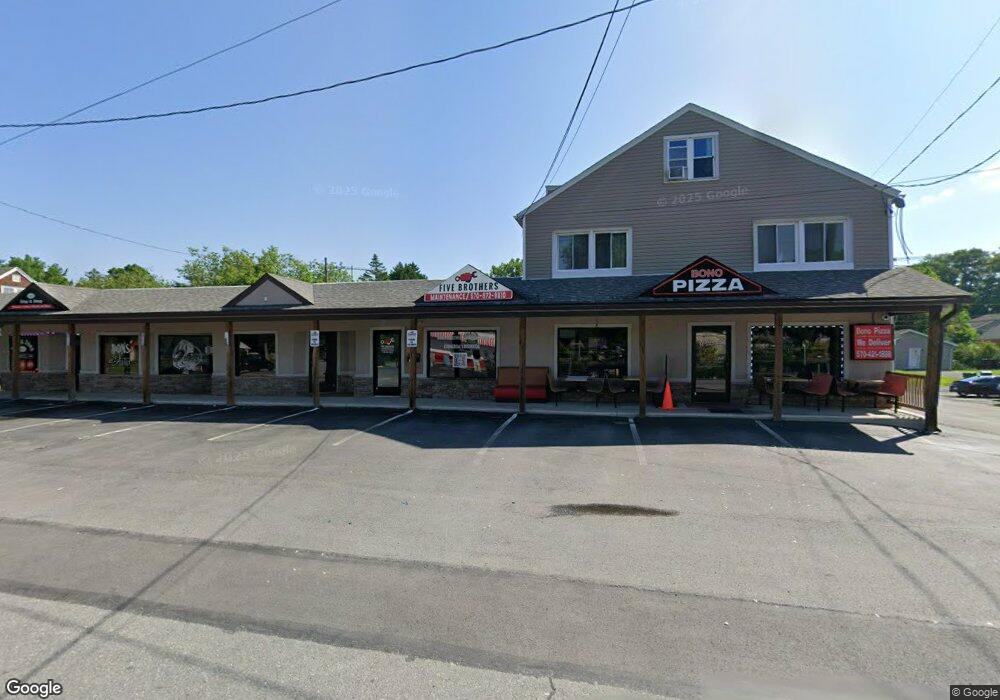 1318 N 5th St, Stroudsburg, PA 18360 - photo 1