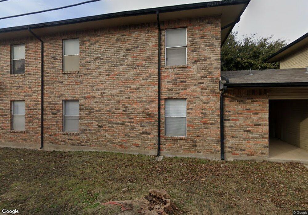 226 N Center St, Grand Prairie, TX 75050 - photo 1