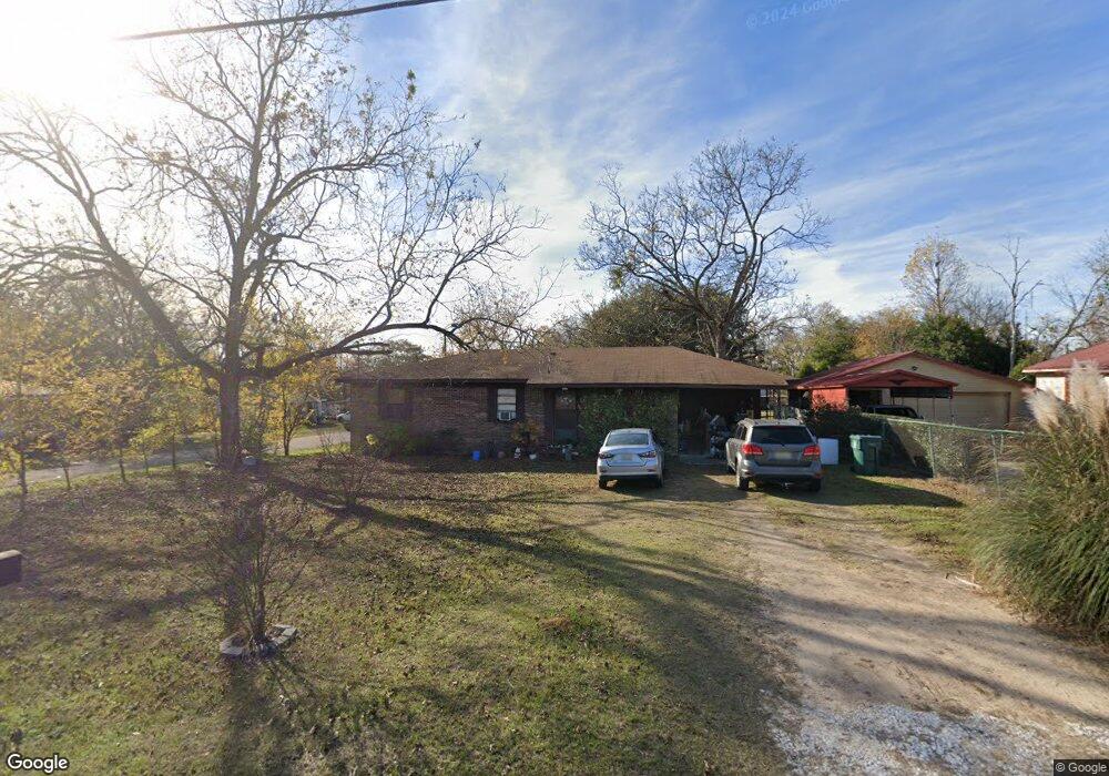 808 Rivers Ave, Eufaula, AL 36027 - photo 1