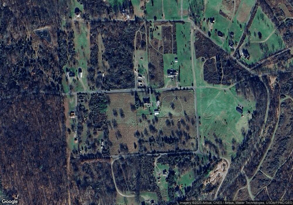 1014 George Arnold Ln, Green Spring, WV 26722 - photo 1