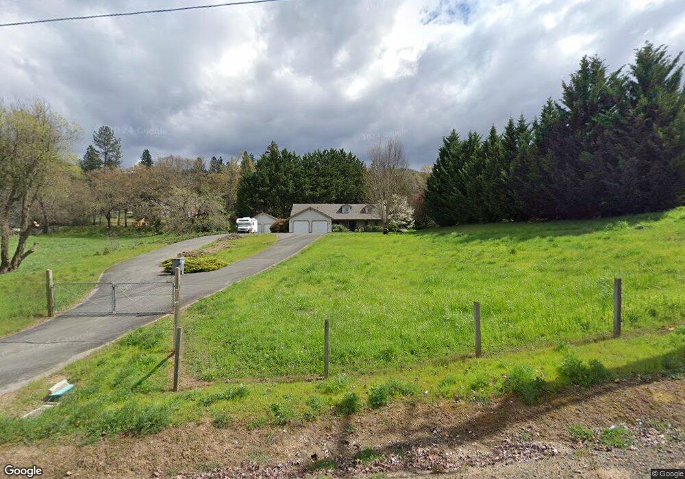 1387 NE 9th St, Grants Pass, OR 97526 - photo 1