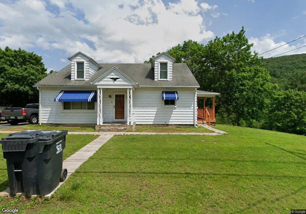 38 Meadow Dr, Schuylkill Haven, PA 17972 - photo 1