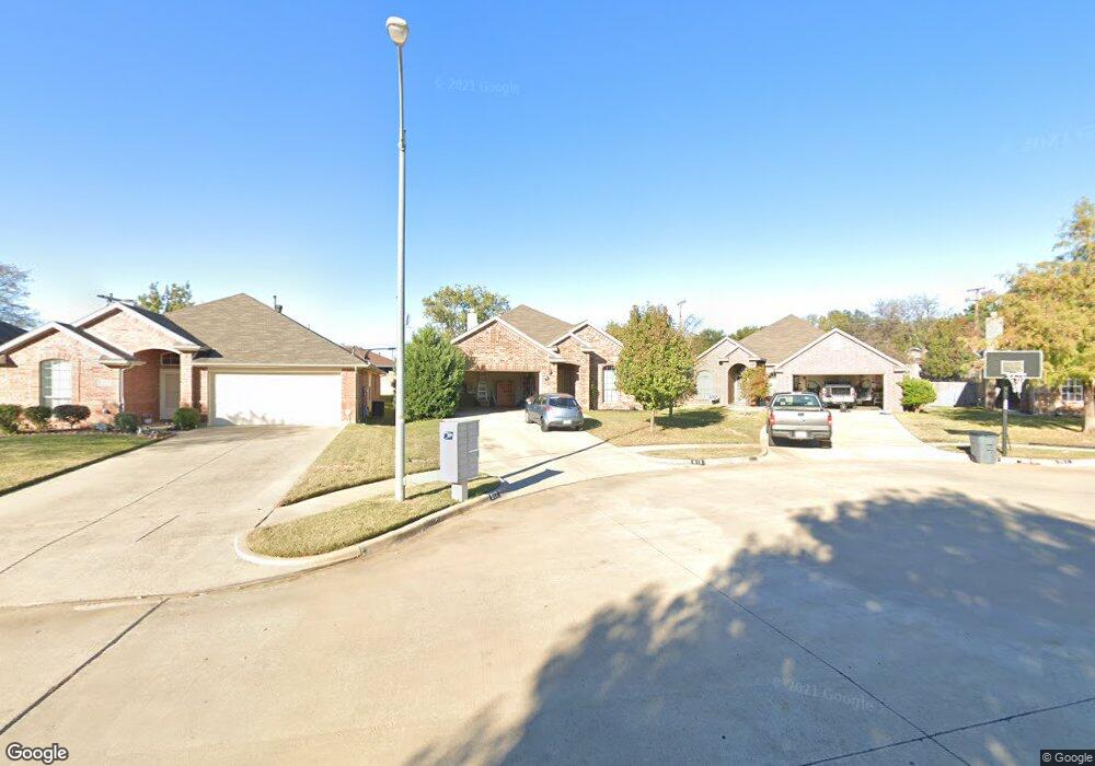 813 Chase Cir, Hurst, TX 76053 - photo 1