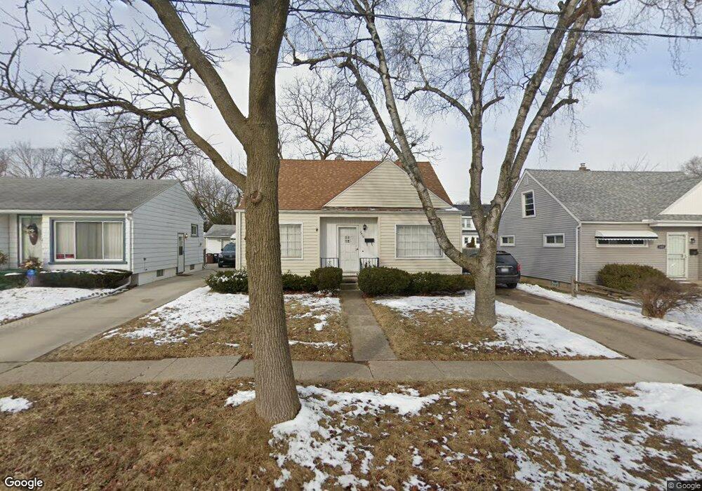 3410 Comanche Ave, Flint, MI 48507 - photo 1
