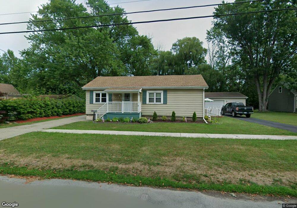 625 Wardell Ave, North Tonawanda, NY 14120 - photo 1