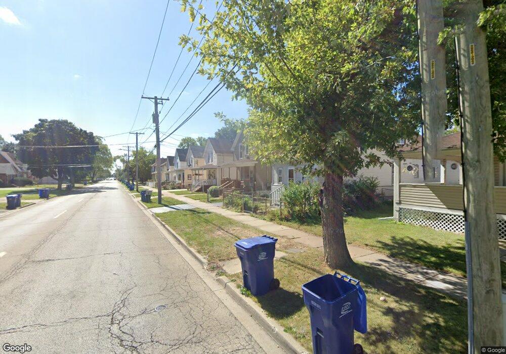 132 N Jackson St, Waukegan, IL 60085 - photo 1