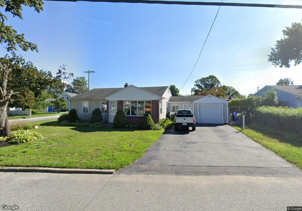 259 Burnside Ave, Riverside, RI 02915 - photo 1