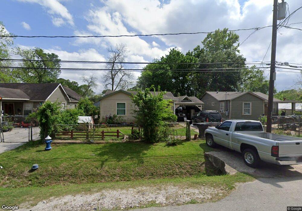 1320 De Boll St, Houston, TX 77022 - photo 1
