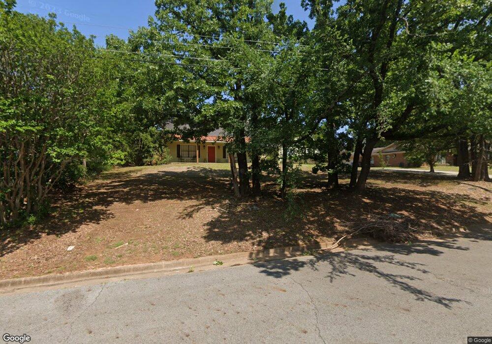 1010 S Lang Ave, Denison, TX 75020 - photo 1