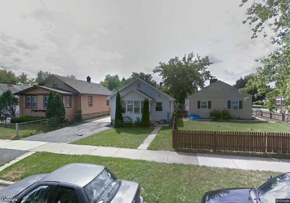 406 S Fulton Ave, Waukegan, IL 60085 - photo 1