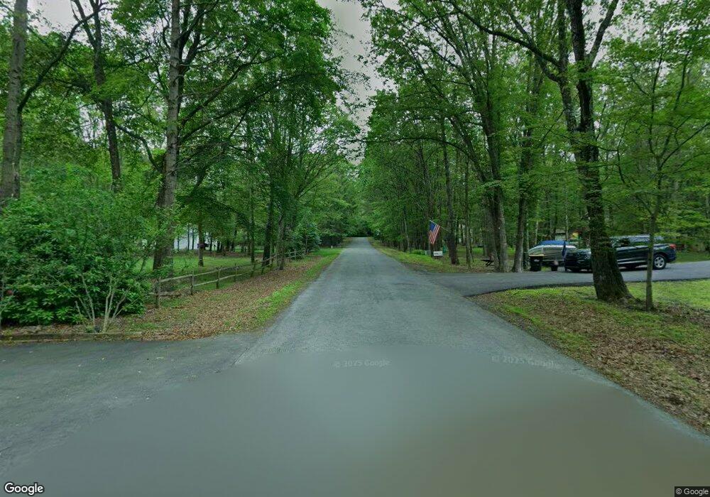 113 Alan Dr, Effort, PA 18330 - photo 1