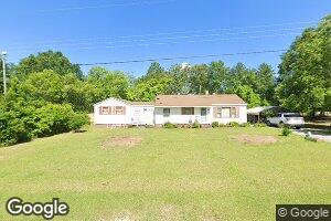 209 Hampton St E, Bethune, SC 29009