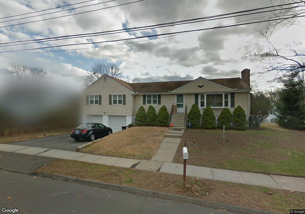 265 Post Oak Rd, Stratford, CT 06614 - photo 1