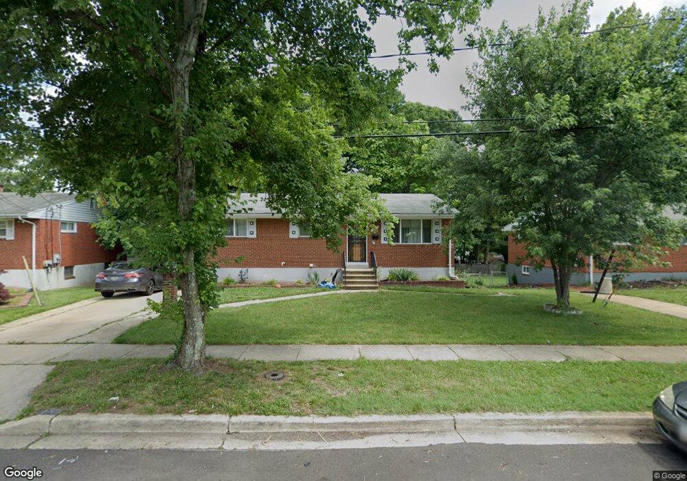 9118 Rolling View Dr, Lanham, MD 20706 - photo 1