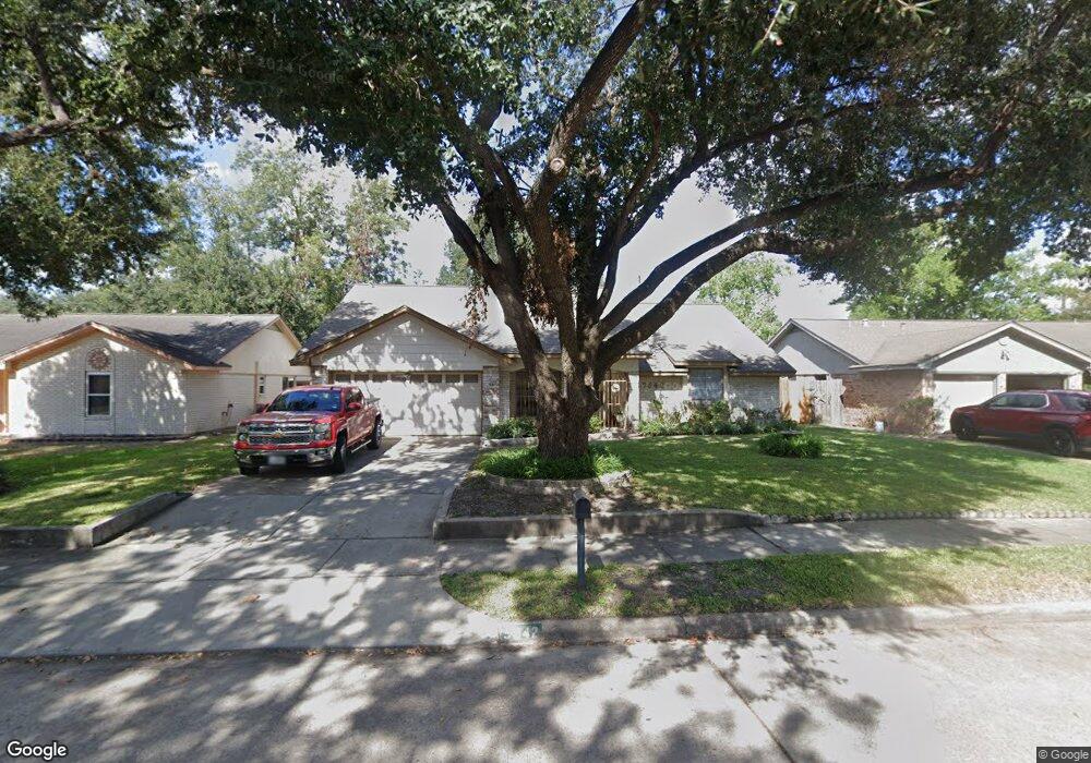 5842 Green Falls Dr, Houston, TX 77088 - photo 1