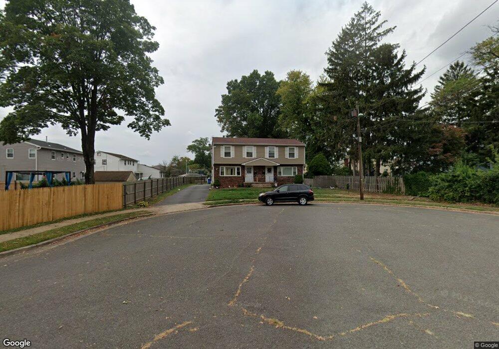 68 Jill Ct, Middlesex, NJ 08846 - photo 1