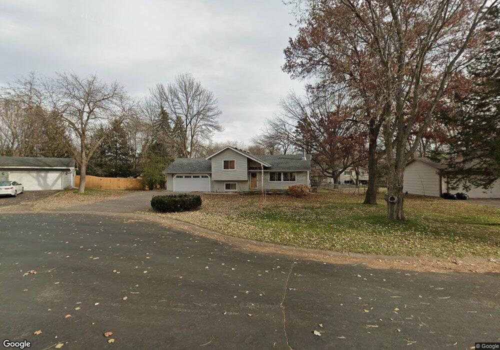 9858 Evergreen Ln N, Maple Grove, MN 55369 - photo 1