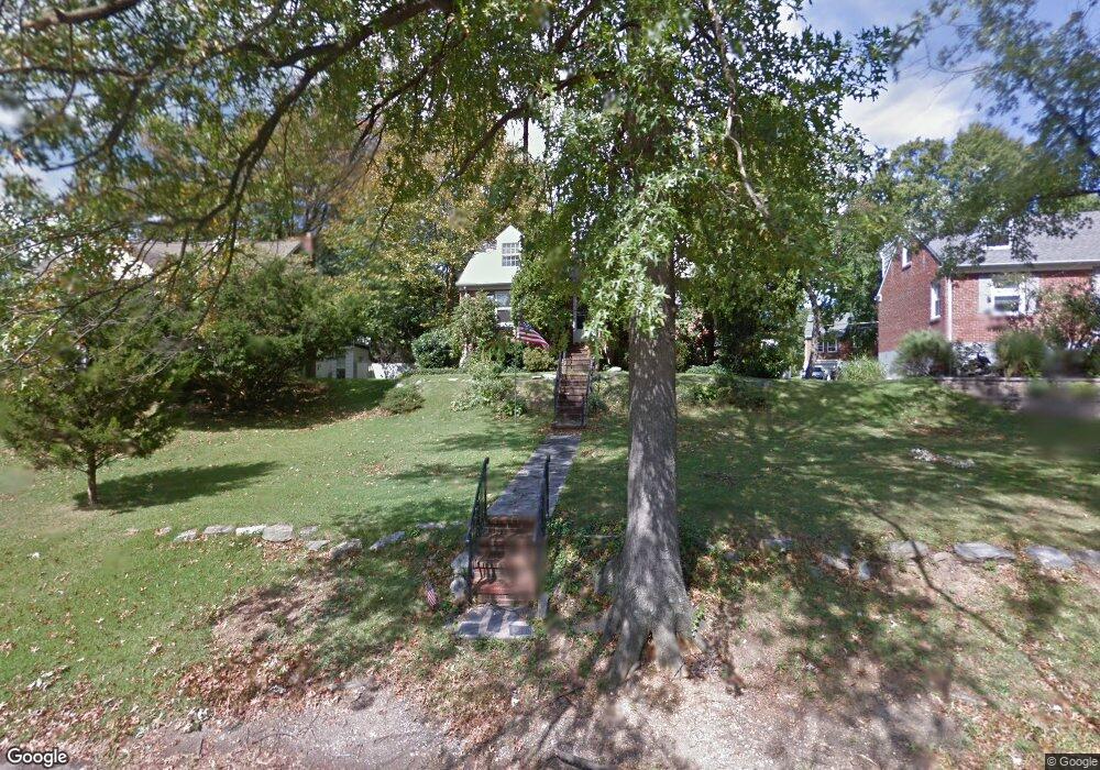 911 Lakeshore Dr, Haddon Township, NJ 08108 - photo 1