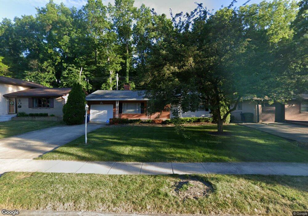 1205 Vinewood Dr, Columbus, OH 43229 - photo 1