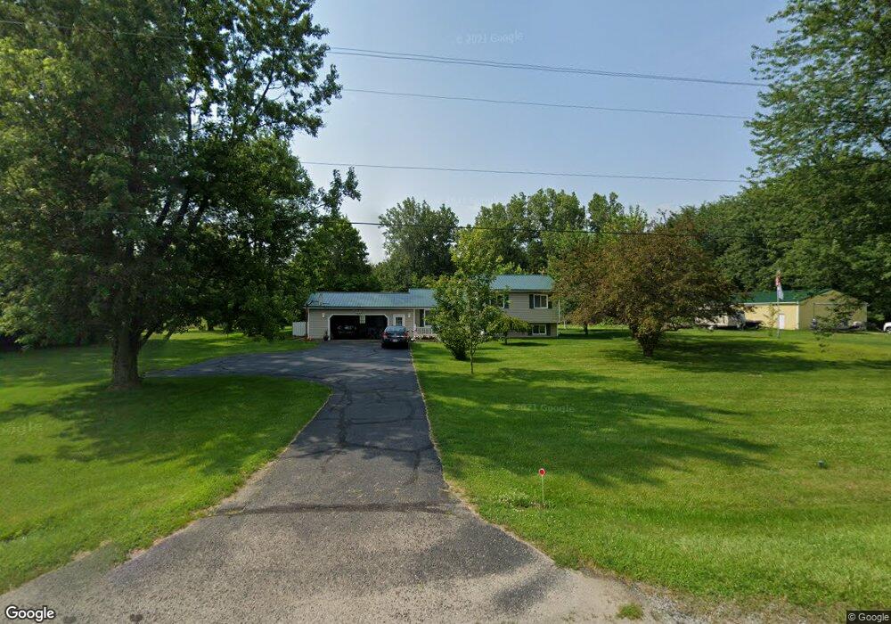 7360 Birch Run Rd, Birch Run, MI 48415 - photo 1