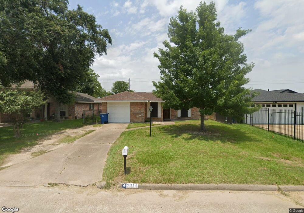 2014 Rainy River Dr, Houston, TX 77088 - photo 1