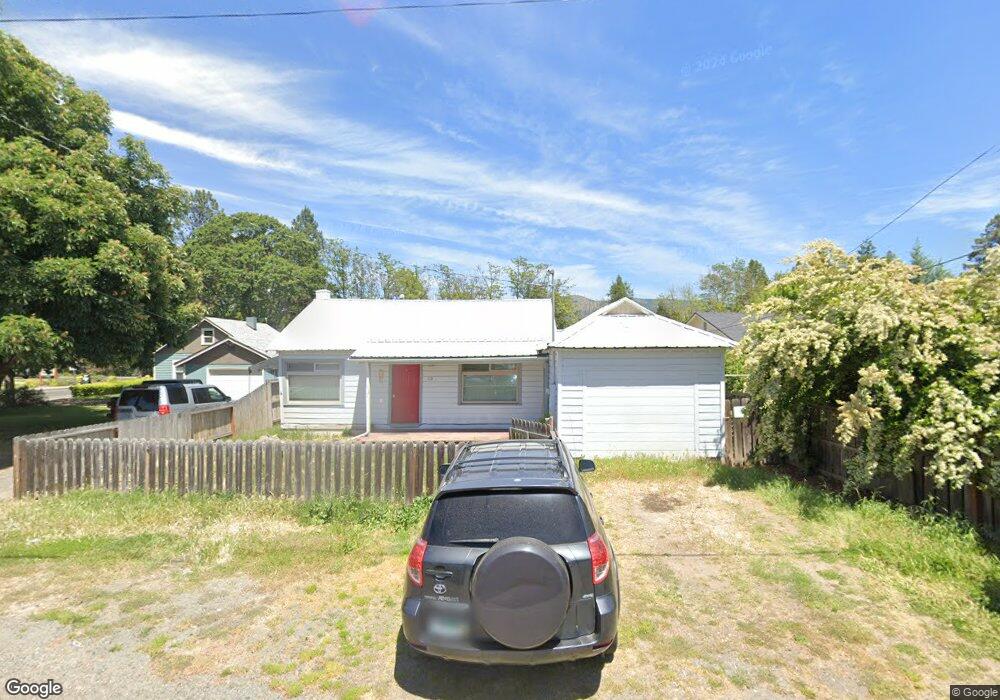 113 C St, Phoenix, OR 97535 - photo 1