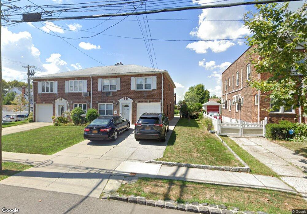 1916 147th St, Whitestone, NY 11357 - photo 1