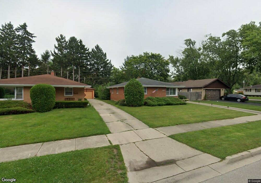 2105 N Jackson St, Waukegan, IL 60087 - photo 1