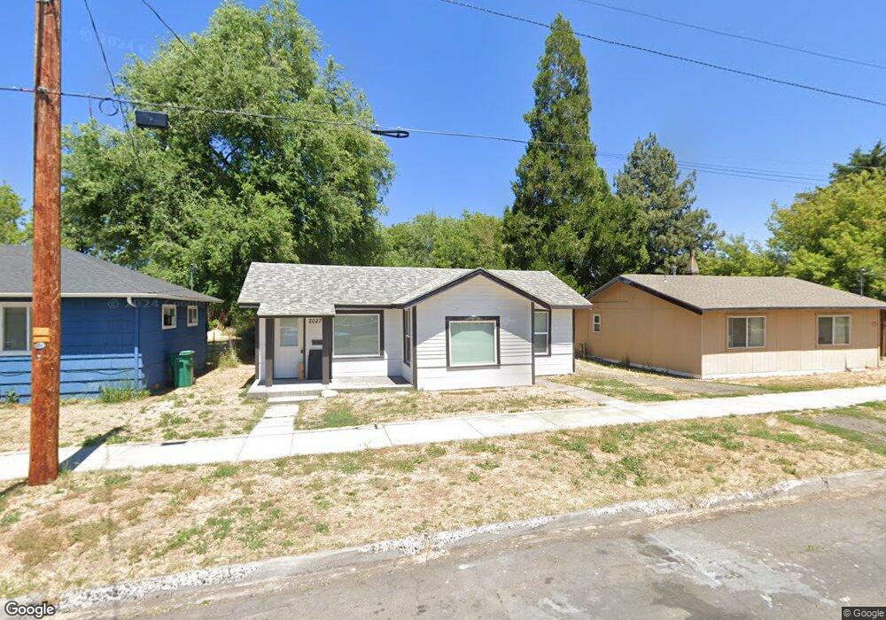 2027 Applegate Ave, Klamath Falls, OR 97601 - photo 1