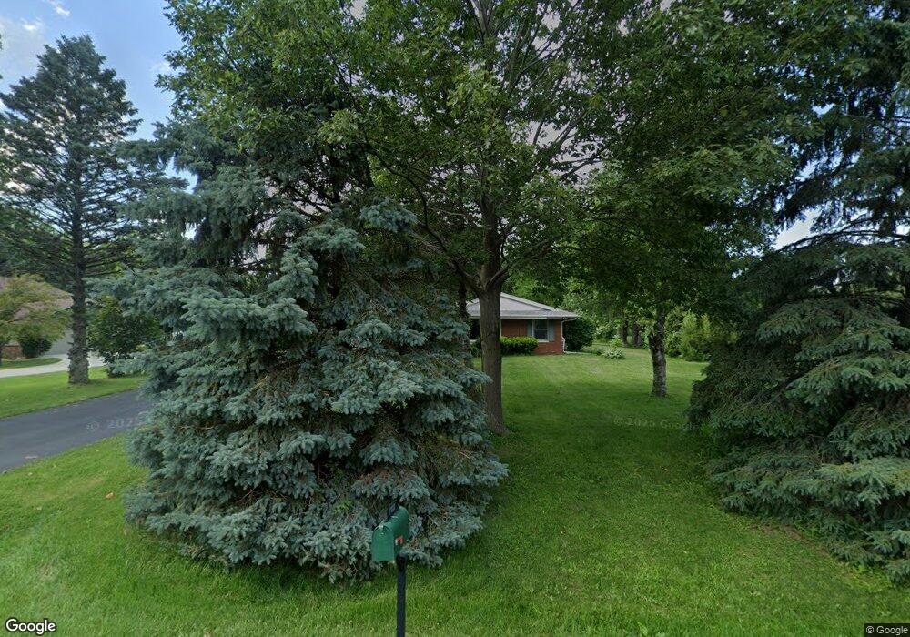 N58W26372 Mount Du Lac Dr, Sussex, WI 53089 - photo 1