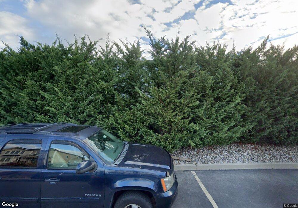 93 Lorraine Loop, Staten Island, NY 10309 - photo 1