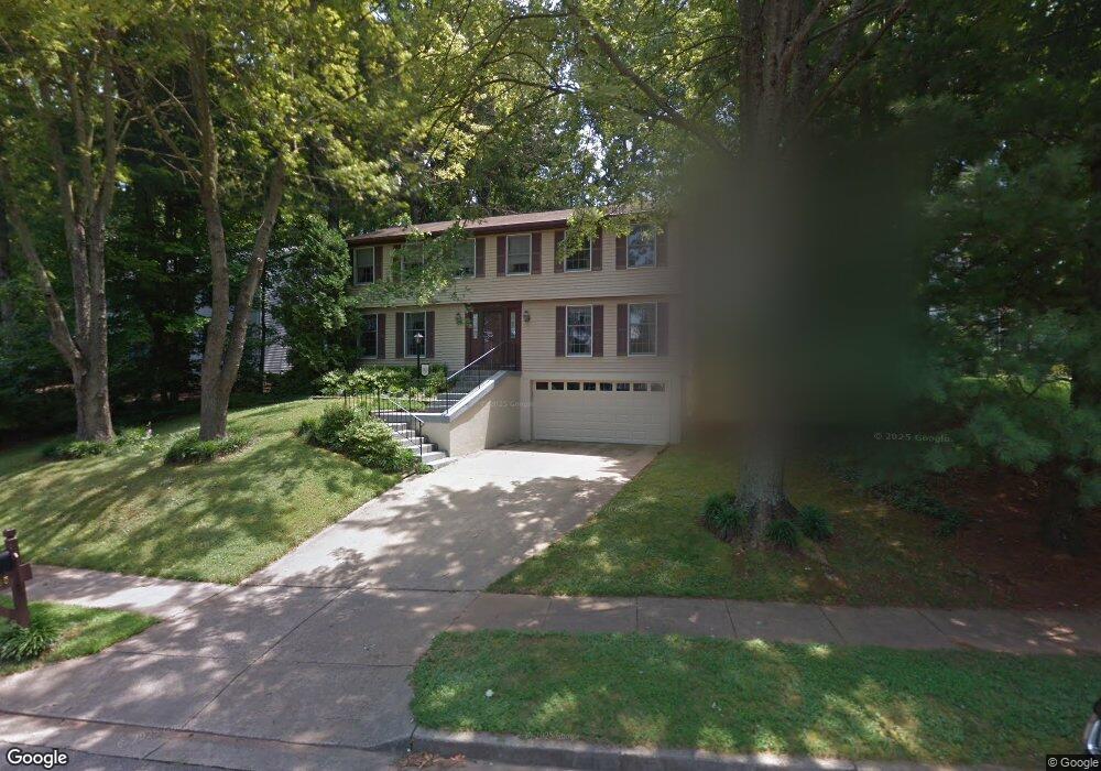 15435 Beachview Dr, Dumfries, VA 22025 - photo 1