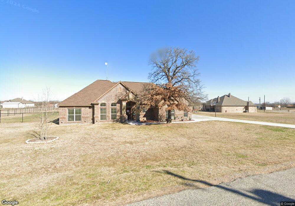 205 Lavender Ct, Springtown, TX 76082 - photo 1