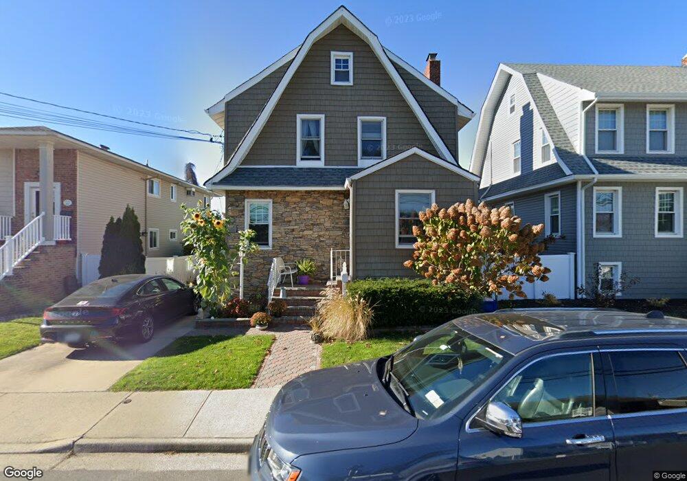 3242 Weidner Ave, Oceanside, NY 11572 - photo 1