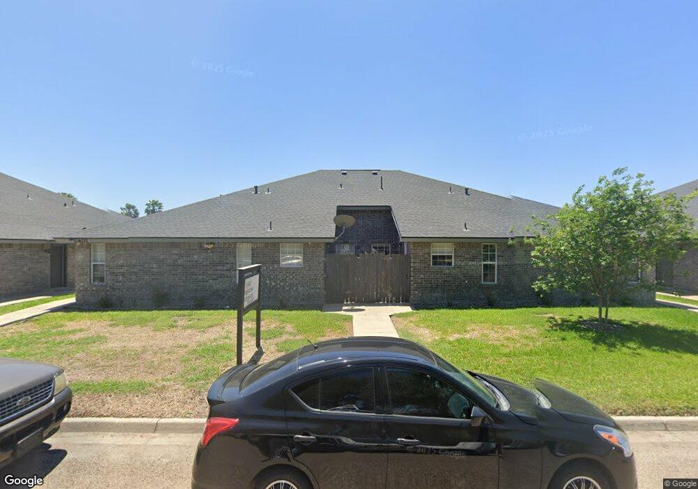 2402 Kimberly Ln unit 2, Edinburg, TX 78541 - photo 1