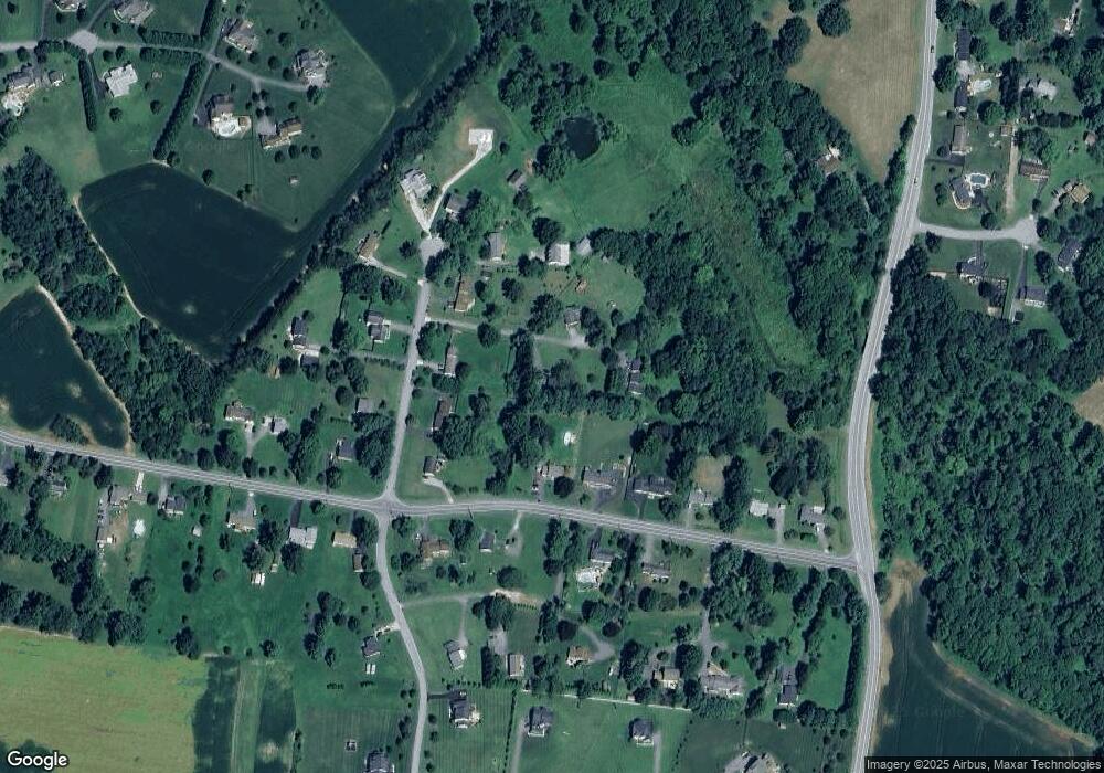 6593 Streamwood Ct, Sykesville, MD 21784 - photo 1