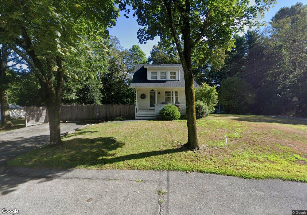 489 Circuit St, Hanover, MA 02339 - photo 1