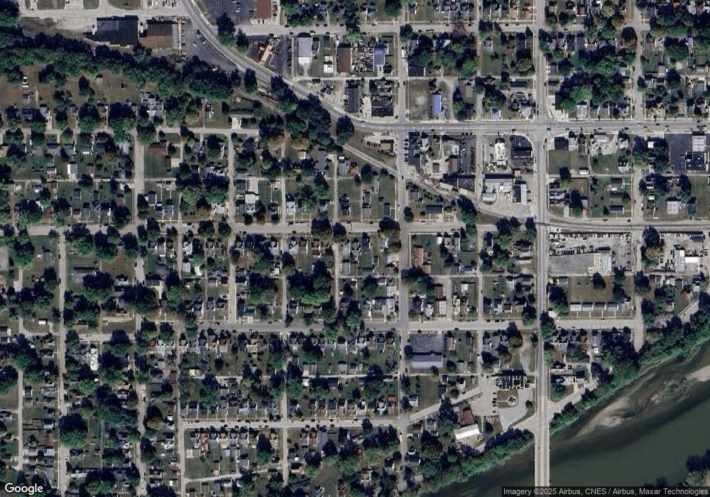 813 W Melbourne Ave, Logansport, IN 46947 - photo 1