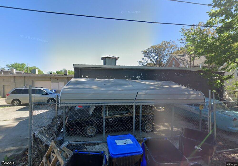 1005 SW 6th Ave, Topeka, KS 66606 - photo 1