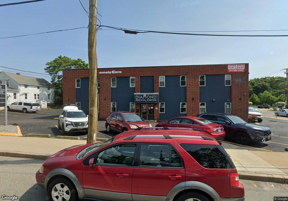 1370 Cranston St, Cranston, RI 02920 - photo 1