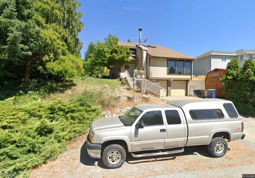 1427 N Aurora Ave, East Wenatchee, WA 98802 - photo 1