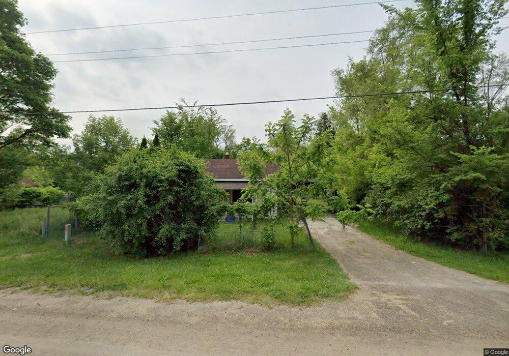 1126 E Harvard Ave, Flint, MI 48505 - photo 1