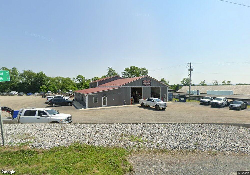 1462 N Franklin St, Chambersburg, PA 17201 - photo 1