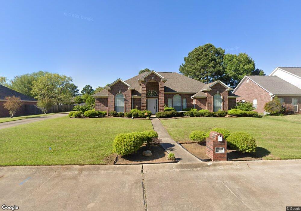 2706 Landon Ln, Texarkana, TX 75503 - photo 1