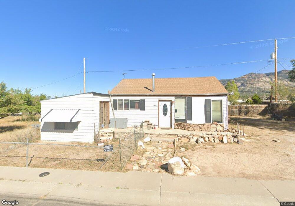 109 Carson Ave, East Carbon, UT 84520 - photo 1